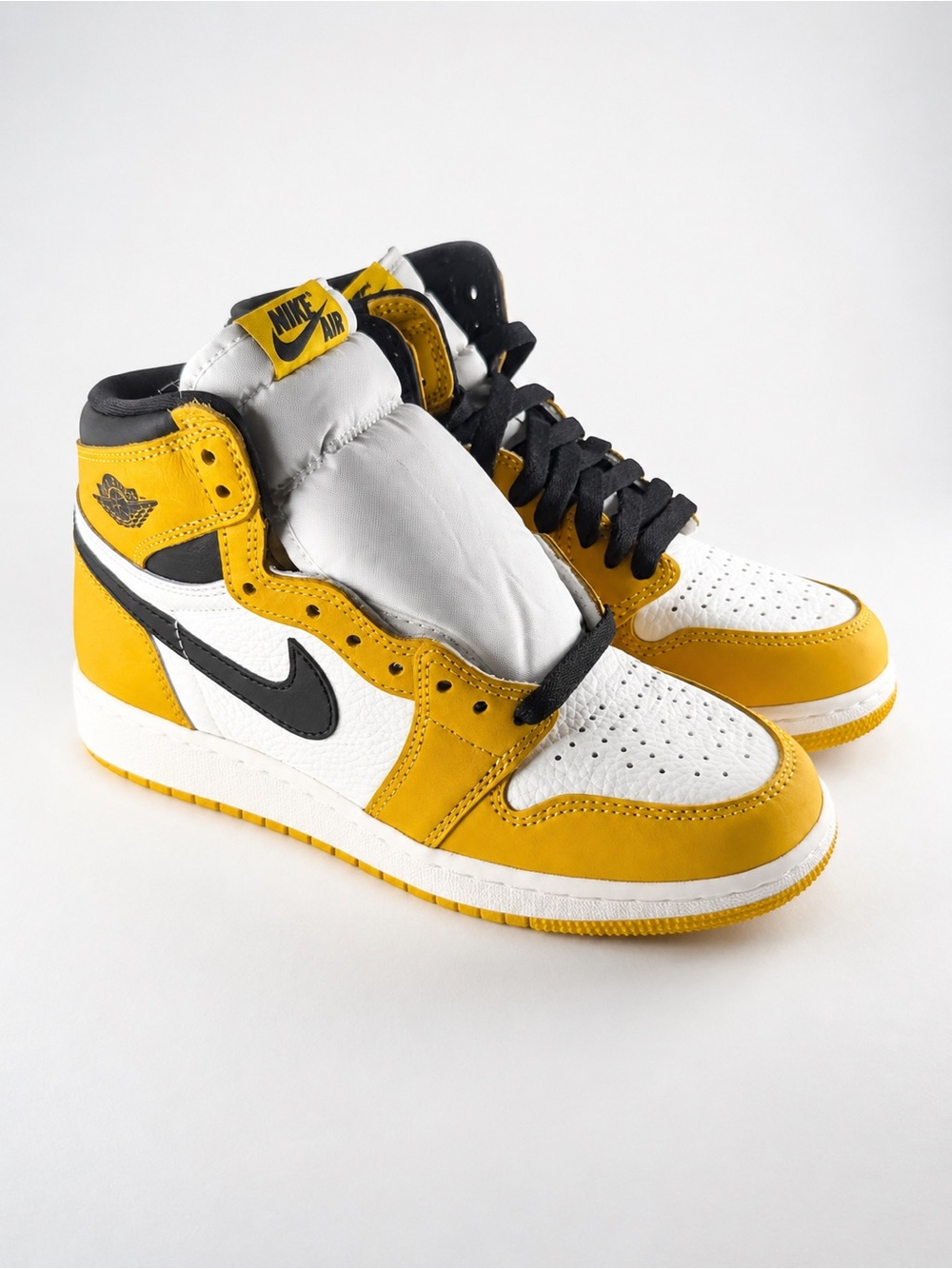 Size 4Y- Jordan 1 High Yellow Ochre Top Sneakers in Yellow, White & Black